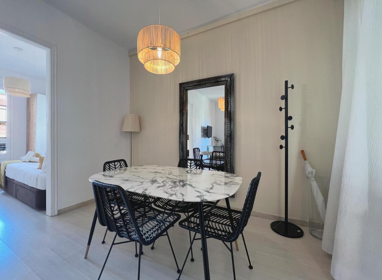 Stay U-Nique Apartments Lepant Barcelona Kültér fotó